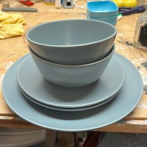 IKEA dish set